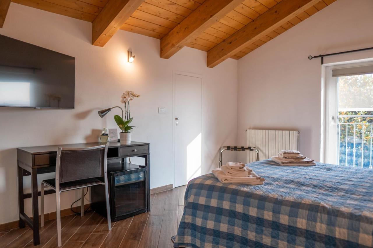 Residence Le Palme Torrazza Piemonte Luaran gambar