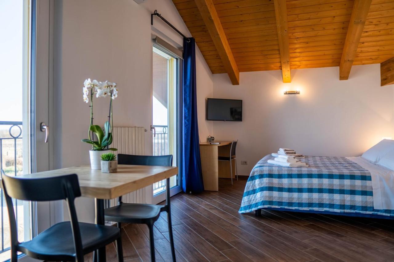 Residence Le Palme Torrazza Piemonte Luaran gambar