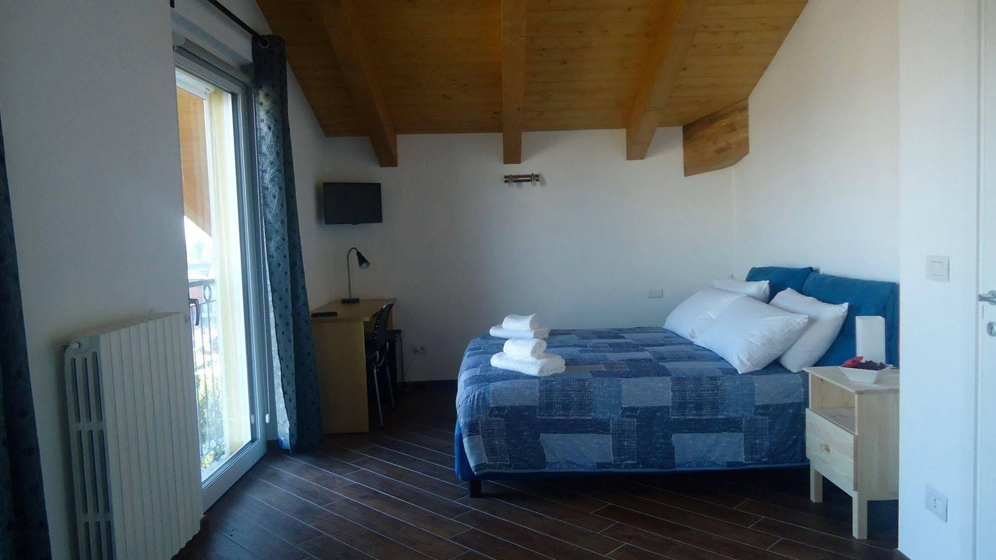 Residence Le Palme Torrazza Piemonte Luaran gambar