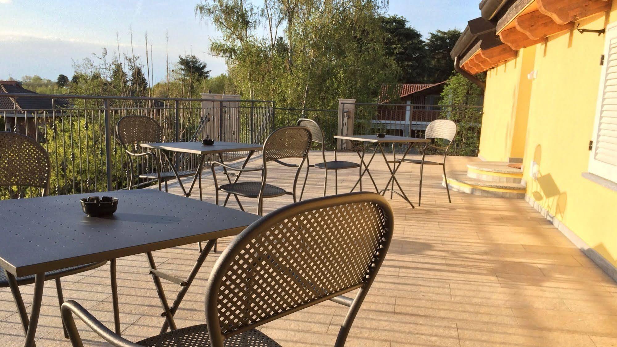 Residence Le Palme Torrazza Piemonte Luaran gambar
